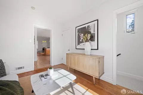 Entry Way - 39 Arbor St, San Francisco, CA 94131 photo 2 of 10