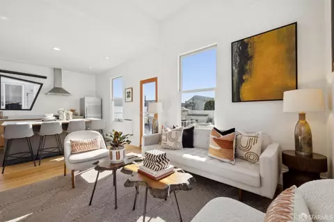 Living - 146 Dore St, San Francisco, CA 94103 photo 1 of 2