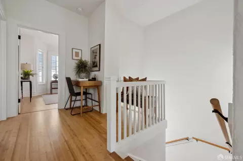 Entry Way - 146 Dore St, San Francisco, CA 94103 photo 5 of 7