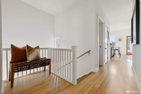 Entry Way - 146 Dore St, San Francisco, CA 94103 photo 4 of 7