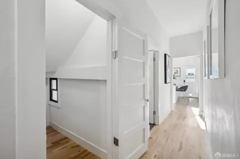 Entry Way - 144 Dore St, San Francisco, CA 94103 photo 6 of 7
