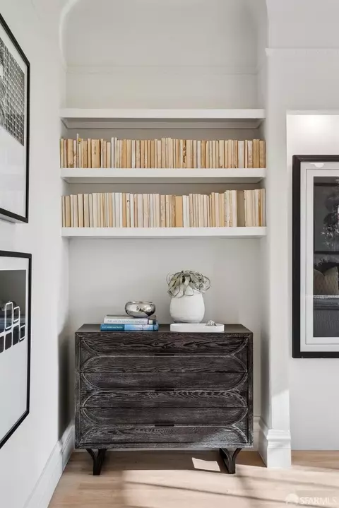 Entry Way - 144 Dore St, San Francisco, CA 94103 photo 5 of 7