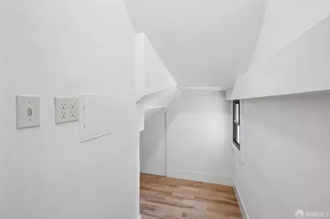 Entry Way - 144 Dore St, San Francisco, CA 94103 photo 7 of 7