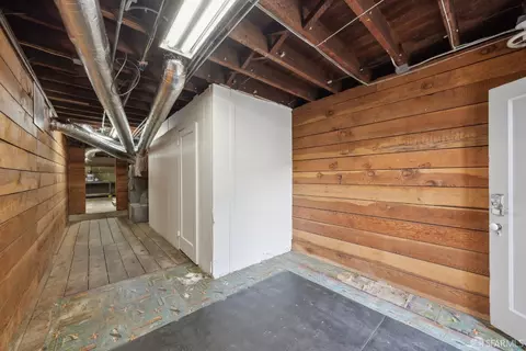 Entry Way - 247 Cumberland St, San Francisco, CA 94114 photo 2 of 2