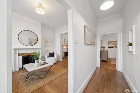 Entry Way - 247 Cumberland St, San Francisco, CA 94114 photo 1 of 2