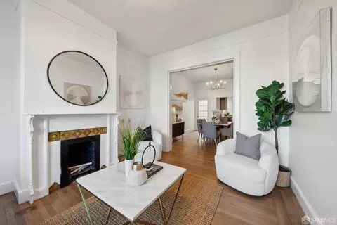Living - 247 Cumberland St, San Francisco, CA 94114 photo 2 of 4