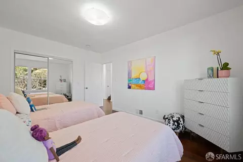 Bedroom - 279 Topeka Ave, San Francisco, CA 94124 photo 7 of 11