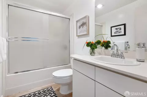 Bath - 601 Van Ness Ave #827, San Francisco, CA 94102 photo 1 of 2