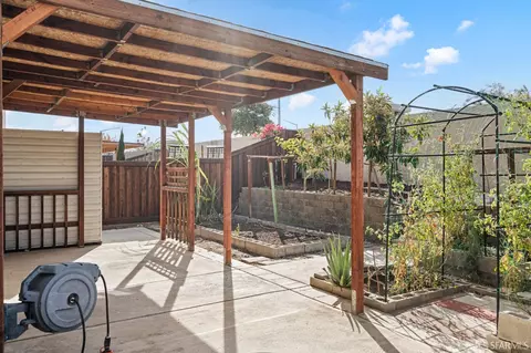 Exterior - 147 Davisco Dr, Oakley, CA 94561 photo 5 of 9