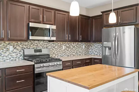 Kitchen - 147 Davisco Dr, Oakley, CA 94561 photo 2 of 3