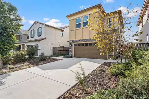 Exterior - 147 Davisco Dr, Oakley, CA 94561 photo 2 of 9