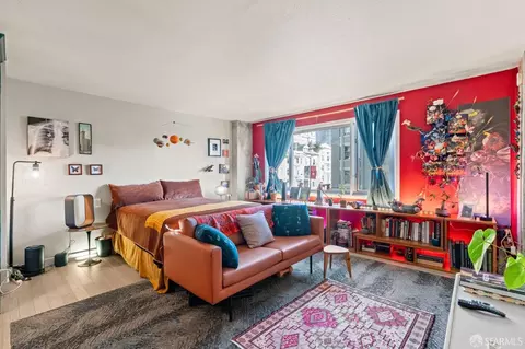 1001 Pine St #212, San Francisco, CA 94109