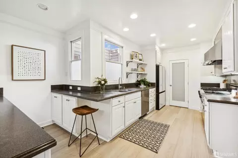 452 Chenery St, San Francisco, CA 94131 photo 15