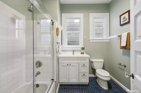 Bath - 273 27th St, San Francisco, CA 94131 photo 1 of 2