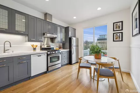 Kitchen - 273 27th St, San Francisco, CA 94131 photo 2 of 5