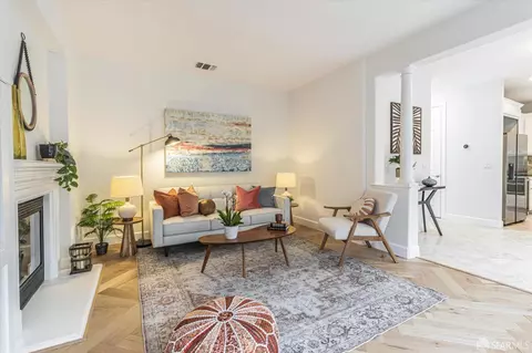 Living - 101 Seapoint Ct, Richmond, CA 94801 photo 4 of 5