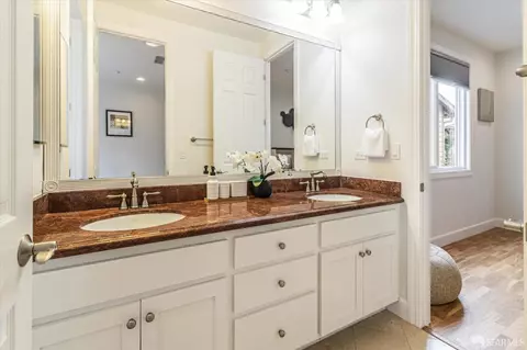 Bath - 101 Seapoint Ct, Richmond, CA 94801 photo 8 of 9
