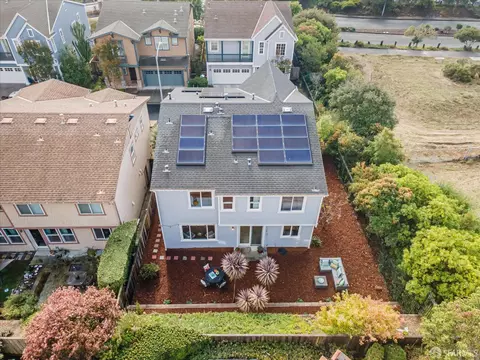 View/Area - 101 Seapoint Ct, Richmond, CA 94801 photo 1 of 12