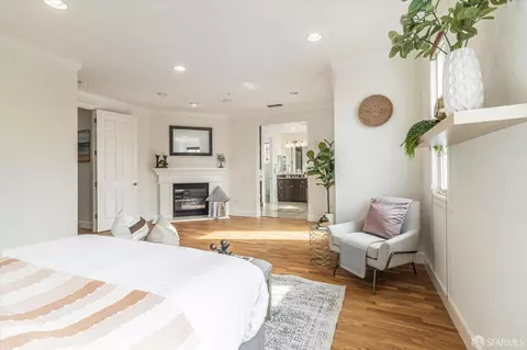 Bedroom - 101 Seapoint Ct, Richmond, CA 94801 photo 1 of 13
