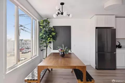 Dining - 2519 44th Ave, San Francisco, CA 94116 photo 1 of 2