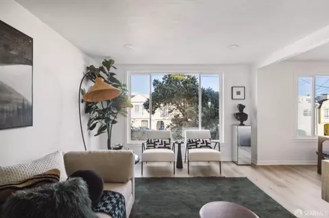 Living - 2519 44th Ave, San Francisco, CA 94116 photo 3 of 3