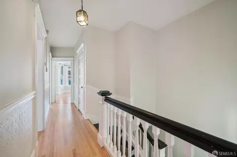 1086 Capp St, San Francisco, CA 94110 photo 8