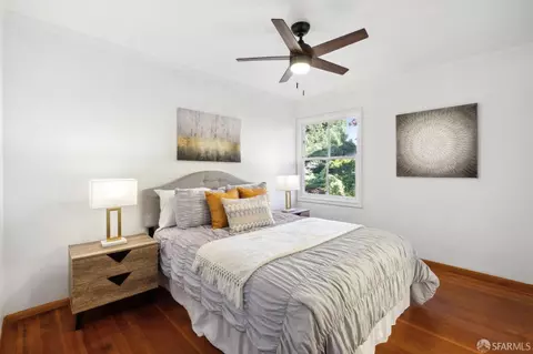 Bedroom - 220 Cypress St #C, Alameda, CA 94501 photo 5 of 7