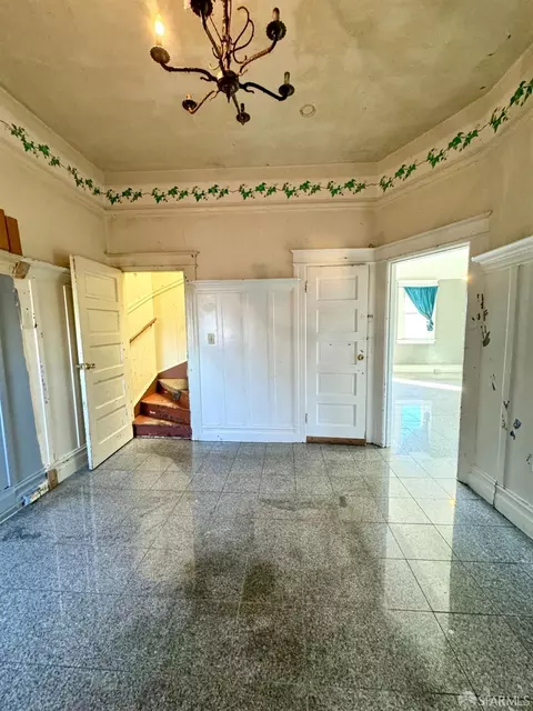 35 Allison St, San Francisco, CA 94112 photo 14