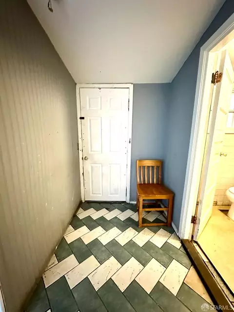 35 Allison St, San Francisco, CA 94112 photo 21