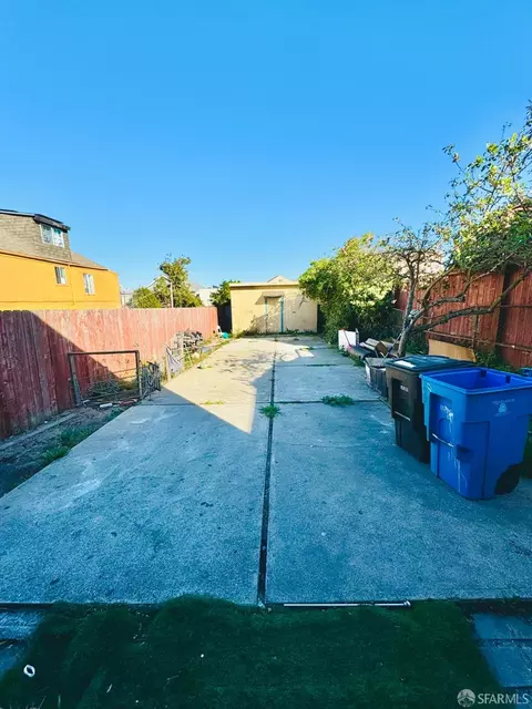 35 Allison St, San Francisco, CA 94112 photo 27