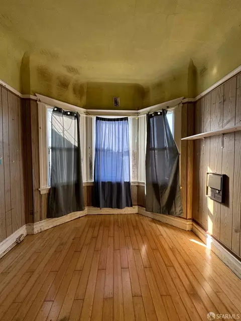 35 Allison St, San Francisco, CA 94112 photo 10