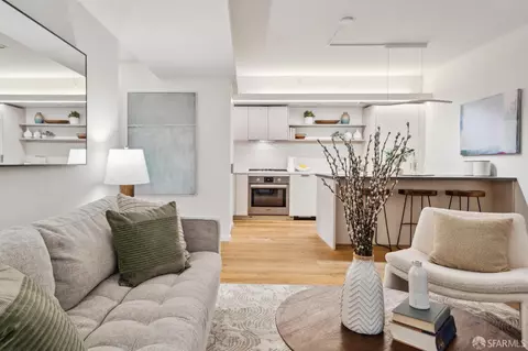 400 Grove St #209, San Francisco, CA 94102