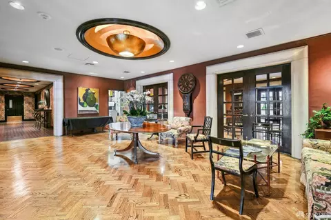 1177 California St #1511, San Francisco, CA 94108