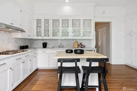 2430 Pine St, San Francisco, CA 94115 photo 9