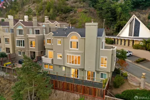 103 Knockash Hl, San Francisco, CA 94127