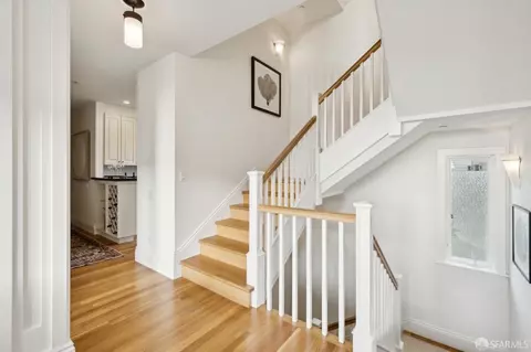 Entry Way - 288 Willard North St, San Francisco, CA 94118 photo 3 of 7