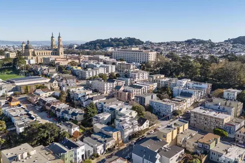 View/Area - 288 Willard North St, San Francisco, CA 94118 photo 2 of 9