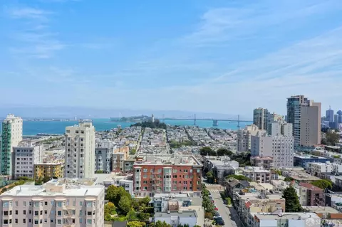 View/Area - 2111 Hyde St #403, San Francisco, CA 94109 photo 8 of 8