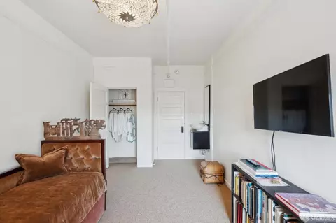 Bedroom - 2111 Hyde St #403, San Francisco, CA 94109 photo 6 of 6