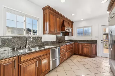 408 Girard St, San Francisco, CA 94134 photo 14