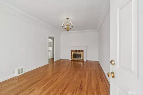 408 Girard St, San Francisco, CA 94134 photo 4