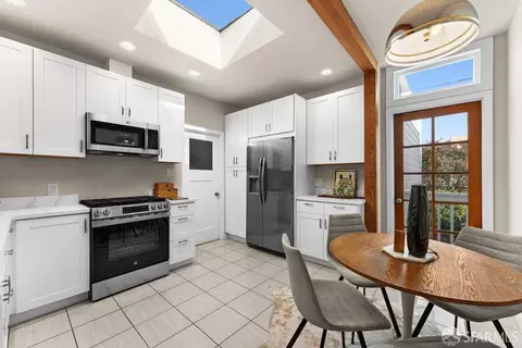 Kitchen - 1370 41st Ave, San Francisco, CA 94122 photo 2 of 5