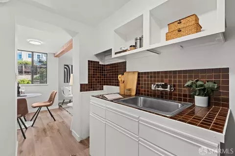 Other - 1370 41st Ave, San Francisco, CA 94122 photo 2 of 7