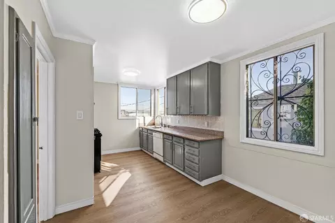 Kitchen - 545 Niagara Ave, San Francisco, CA 94112 photo 2 of 7