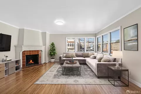Living - 545 Niagara Ave, San Francisco, CA 94112 photo 4 of 7