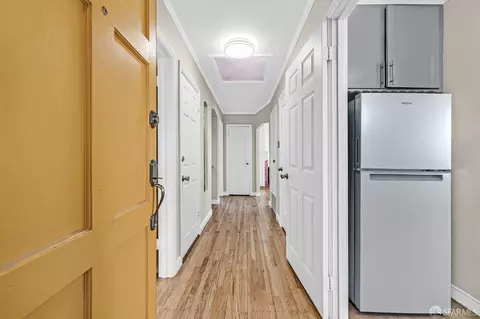 Entry Way - 545 Niagara Ave, San Francisco, CA 94112 photo 1 of 4