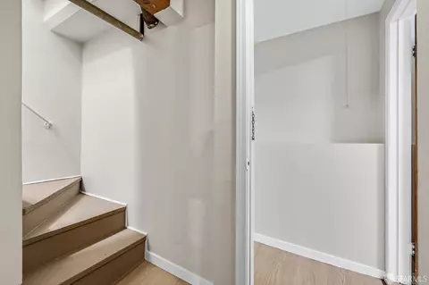Entry Way - 545 Niagara Ave, San Francisco, CA 94112 photo 3 of 4