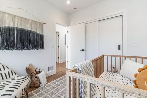 Bedroom - 711 29th Ave, San Francisco, CA 94121 photo 5 of 9
