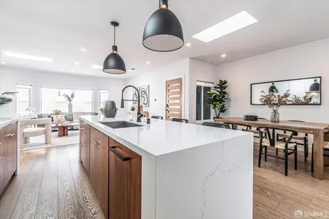 Kitchen - 711 29th Ave, San Francisco, CA 94121 photo 2 of 6
