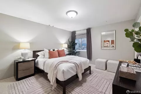 Bedroom - 2410 Pacific Ave #3, San Francisco, CA 94115 photo 1 of 3
